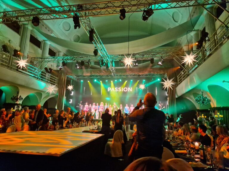 FOCUS Gruppe -Weihnachten im Stadtbad Leipzig