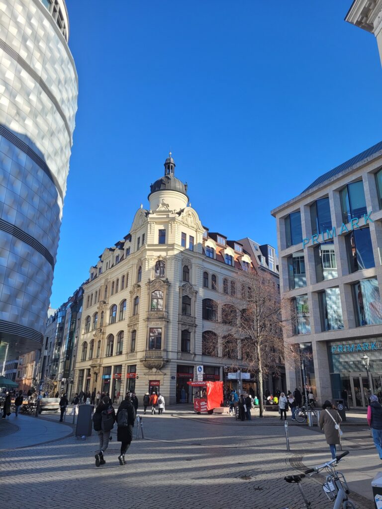 44d99767 7cb9 4b60 82d2 d606d0052acd 5