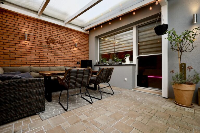 e8d9e0ec f605 4260 b188 8ffaa18897dc 2